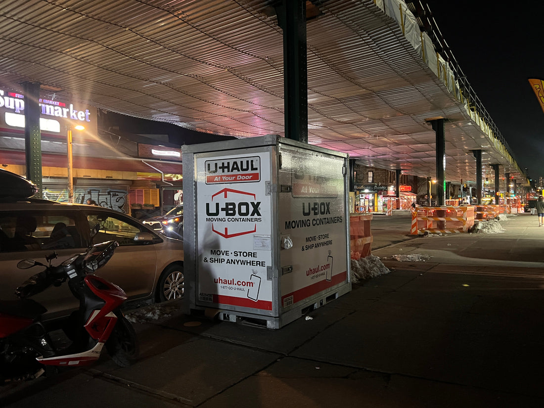 VIDEO: Move-in day at my leather studio