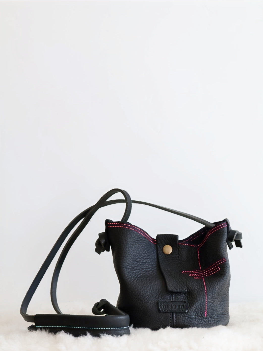 Empress Bucket Bag | River Neon image 2
