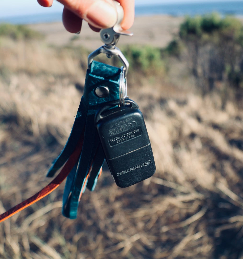 Tassel Buffalo Leather Key Clip | various colors image 8