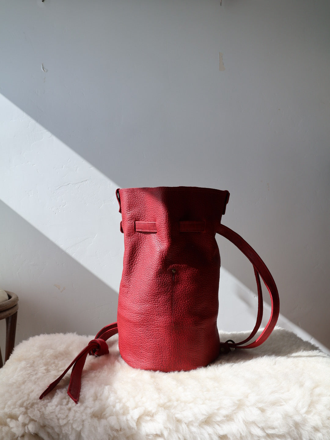Luna Crossbody Adjustable Cinch Top Leather Backpack | Red Poppy image 6