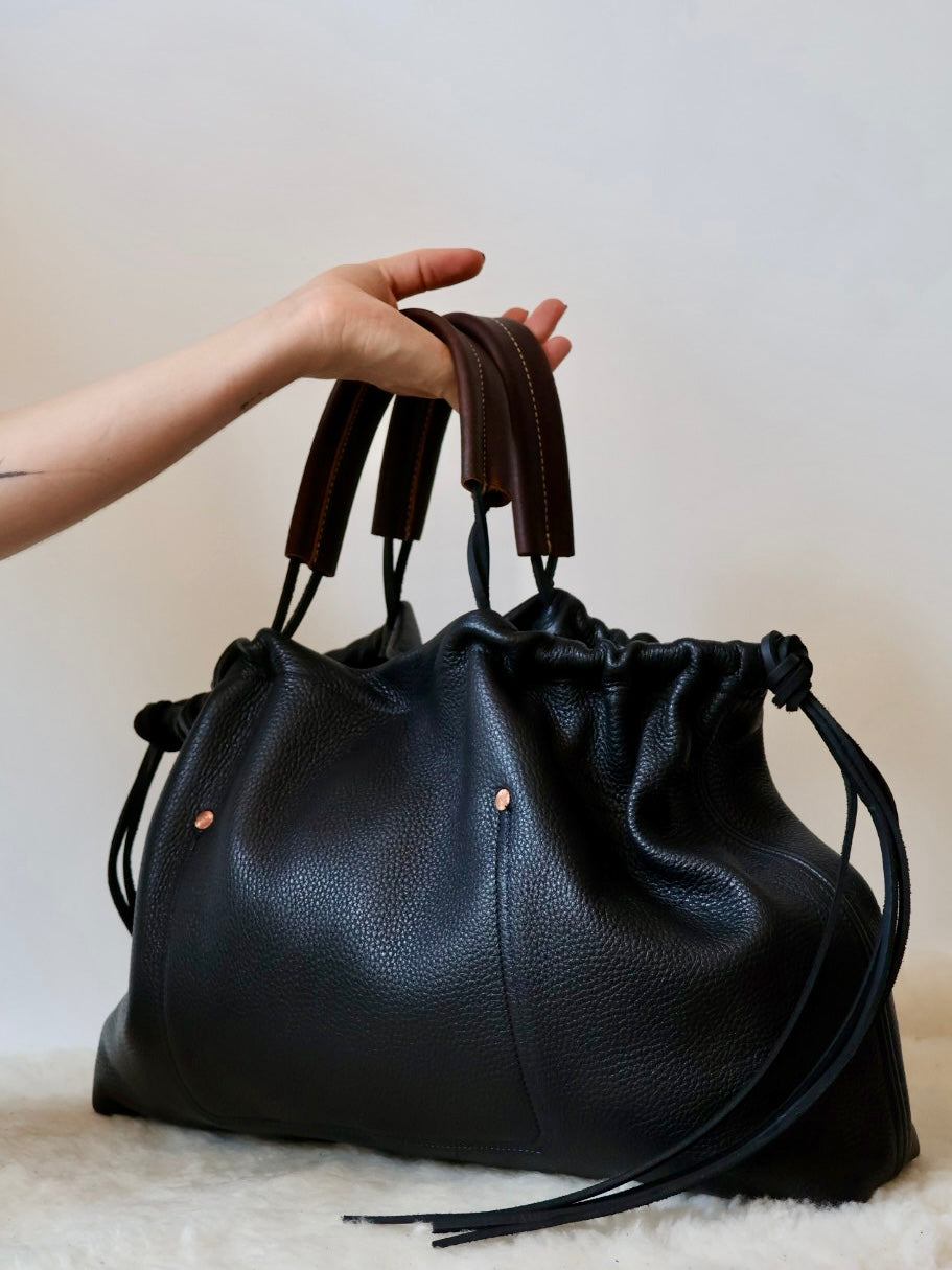 Ragga Market Tote | minimalist stitched black buckskin (2 options)