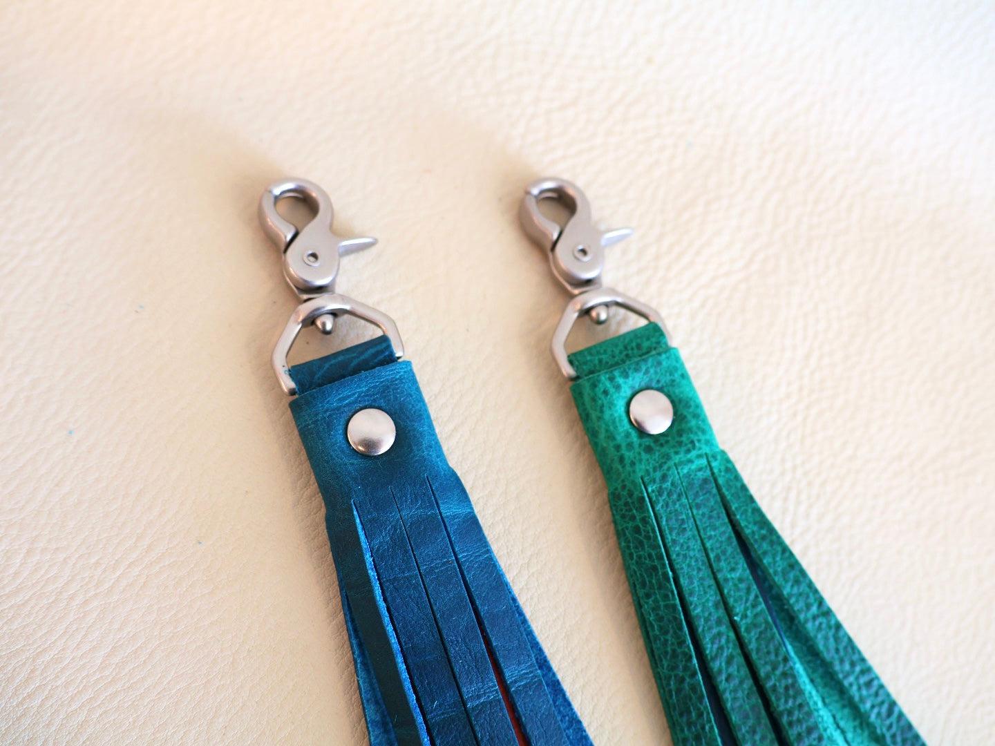 Tassel Buffalo Leather Key Clip | various colors image 7