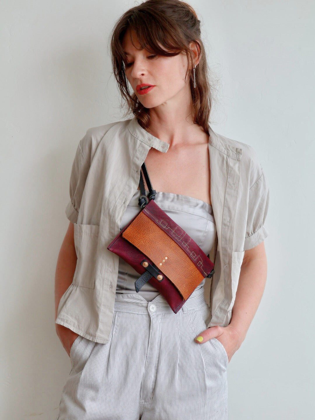 1 of 1 Convert Bag | lilac dimensions