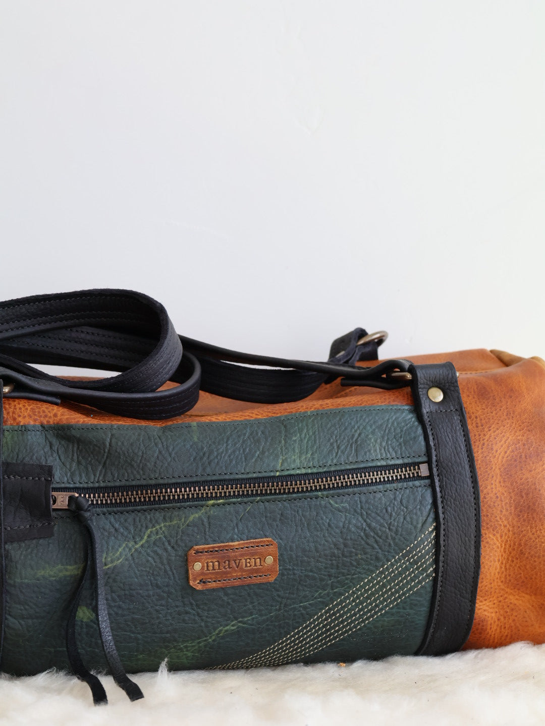 1 of 1 Ripley Duffel | Subtle Flex image 2